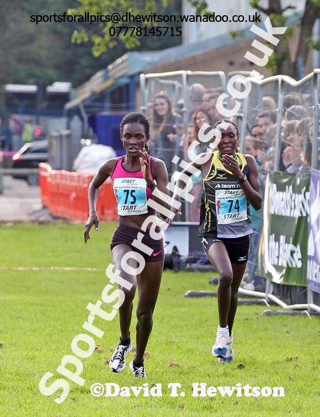 No. 75 Joanne Chelimo outsprintand Gladys Yator to win the womens 2014 Blaydon Races. Photo: David T. Hewitson/Sports for All Pics